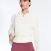 Chaqueta con capucha de punto calado Chaqueta con capucha de punto calado