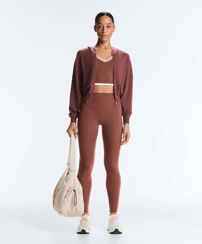 Chaqueta con capucha de punto elástico Chaqueta con capucha de punto elástico