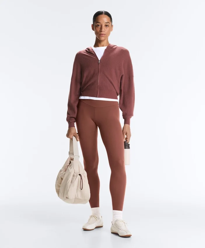 Chaqueta con capucha de punto elástico Chaqueta con capucha de punto elástico