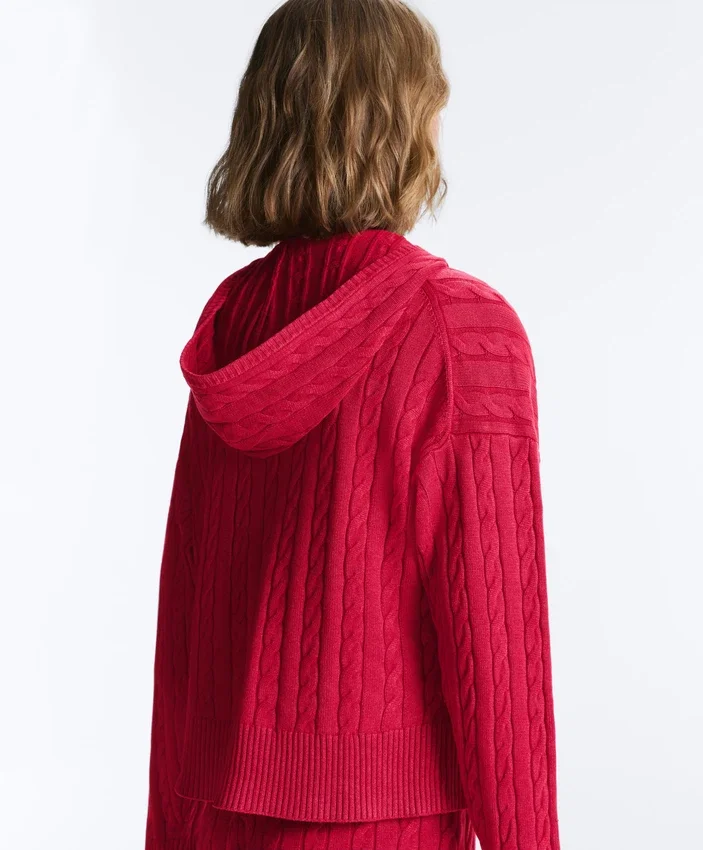 Chaqueta con capucha de punto trenzado lavado Chaqueta con capucha de punto trenzado lavado