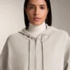 Chaqueta con capucha y detalles acanalados en modal cepillado