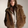 Chaqueta con capucha y mangas anchas de algodón Chaqueta con capucha y mangas anchas de algodón