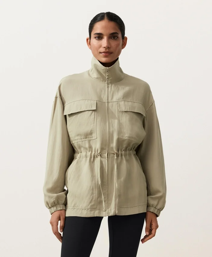 Chaqueta con cintura fruncida de mezcla de lyocell y 24 % de lino Chaqueta con cintura fruncida de mezcla de lyocell y 24 % de lino