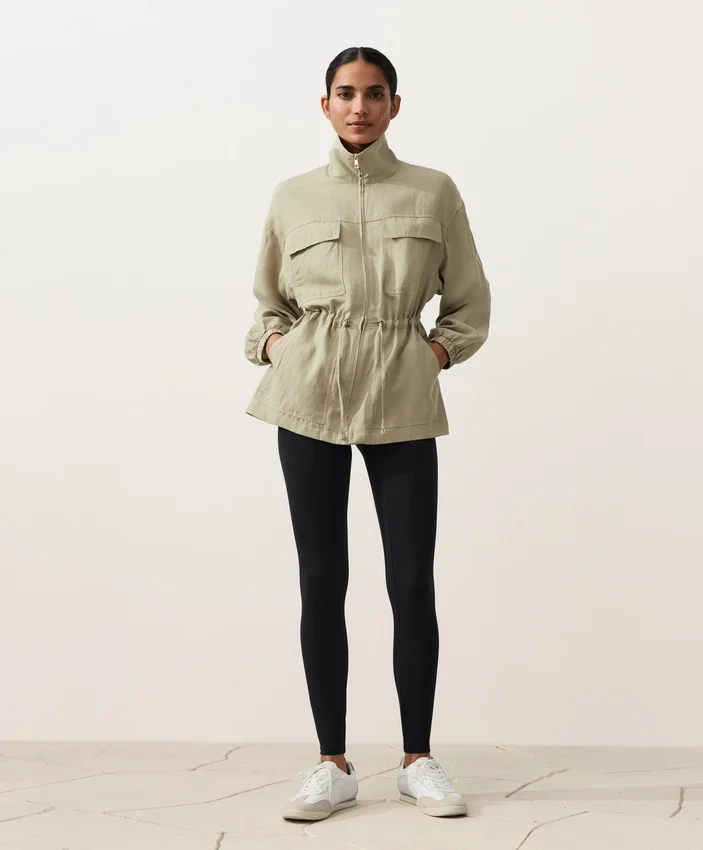 Chaqueta con cintura fruncida de mezcla de lyocell y 24 % de lino Chaqueta con cintura fruncida de mezcla de lyocell y 24 % de lino
