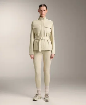 Chaqueta con efecto neopreno y cinturón