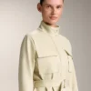 Chaqueta con efecto neopreno y cinturón