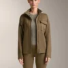 Chaqueta con efecto neopreno y cinturón