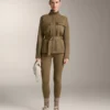 Chaqueta con efecto neopreno y cinturón