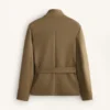 Chaqueta con efecto neopreno y cinturón