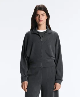 Chaqueta con rayas asimétricas y modal