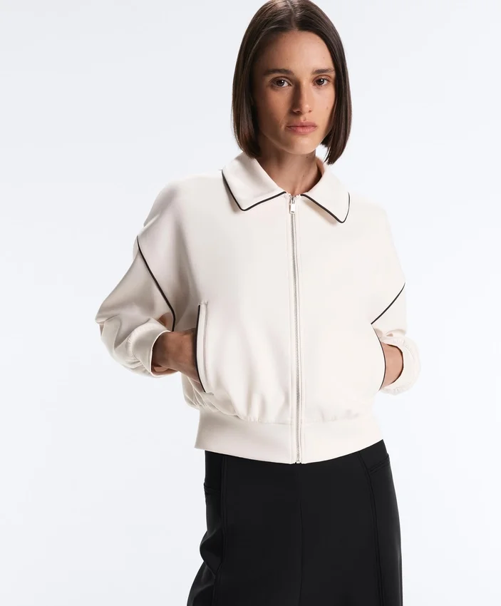 Chaqueta con ribetes efecto neopreno Chaqueta con ribetes efecto neopreno