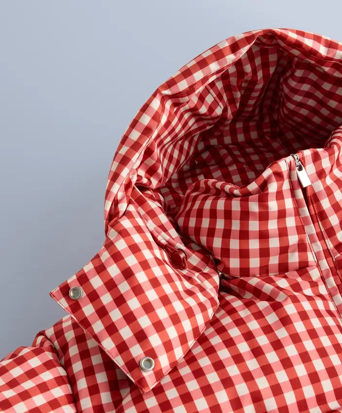 Chaqueta corta de esquí ligera, 80 % plumón y 20 % Minardi Piume, resistente al agua Chaqueta corta de esquí ligera, 80 % plumón y 20 % Minardi Piume, resistente al agua