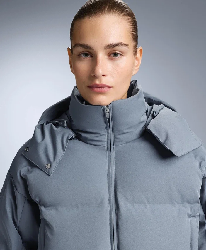 Chaqueta corta de esquí ligera, 80 % plumón y 20 % Minardi Piume, resistente al agua Chaqueta corta de esquí ligera, 80 % plumón y 20 % Minardi Piume, resistente al agua