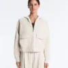 Chaqueta de algodón piqué con capucha Chaqueta de algodón piqué con capucha