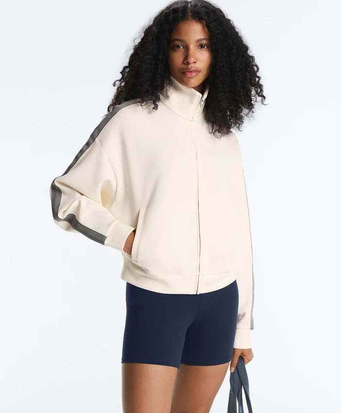 Chaqueta de algodón piqué con cinta lateral en espiga Chaqueta de algodón piqué con cinta lateral en espiga