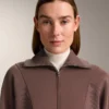 Chaqueta de canalé cepillado con modal Chaqueta de canalé cepillado con modal