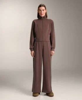 Pantalones rectos de pierna ancha con modal cepillado