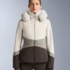 Chaqueta de esquí Primaloft® ajustada y resistente al agua con bloques de color Chaqueta de esquí Primaloft® ajustada y resistente al agua con bloques de color