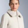 Chaqueta de esquí Primaloft® ajustada y resistente al agua con bloques de color Chaqueta de esquí Primaloft® ajustada y resistente al agua con bloques de color