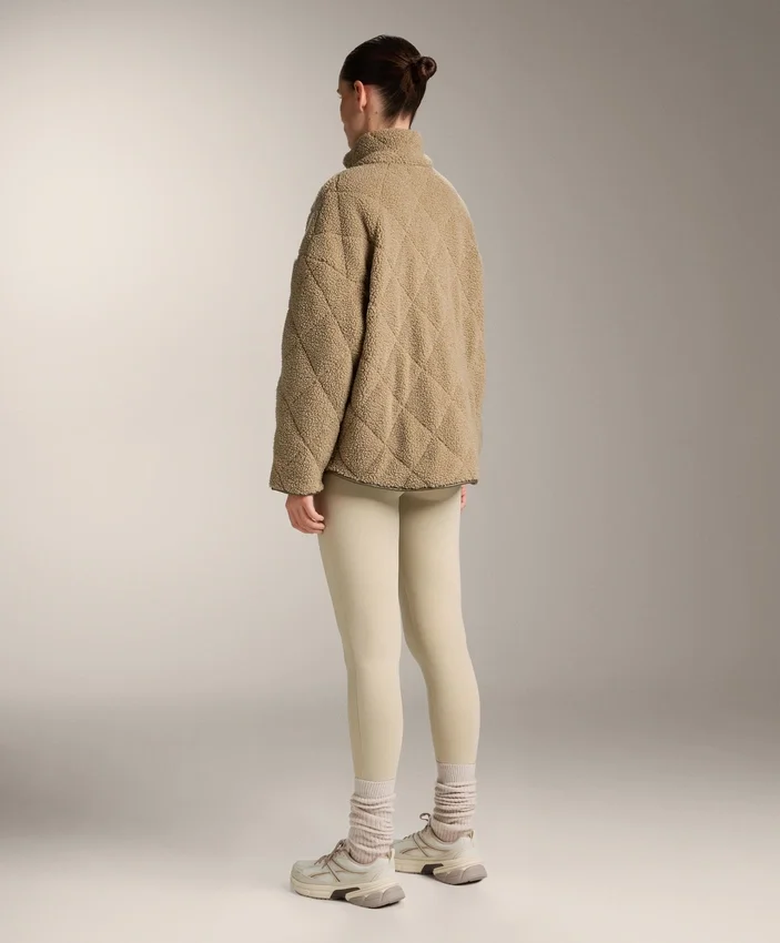 Chaqueta de imitación de piel de oveja con acolchado en forma de rombos Chaqueta de imitación de piel de oveja con acolchado en forma de rombos