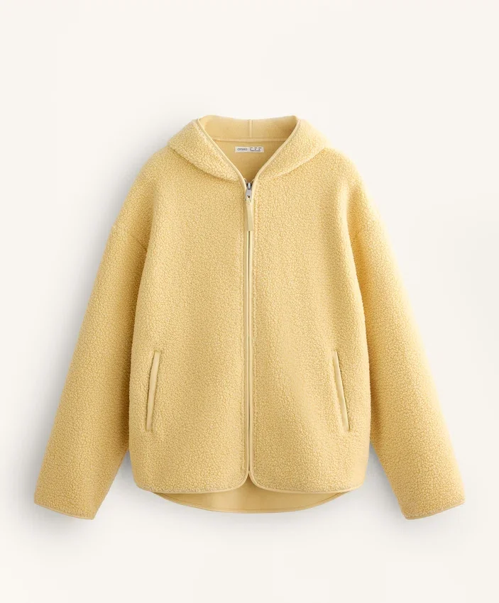 Chaqueta de imitación de piel de oveja con capucha Chaqueta de imitación de piel de oveja con capucha