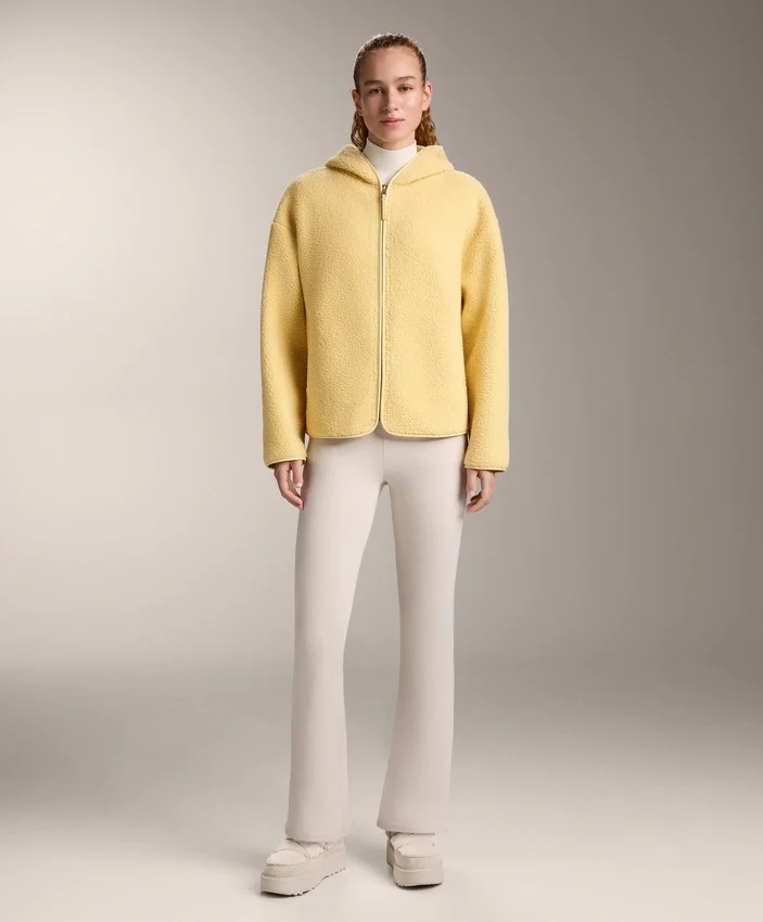 Chaqueta de imitación de piel de oveja con capucha Chaqueta de imitación de piel de oveja con capucha