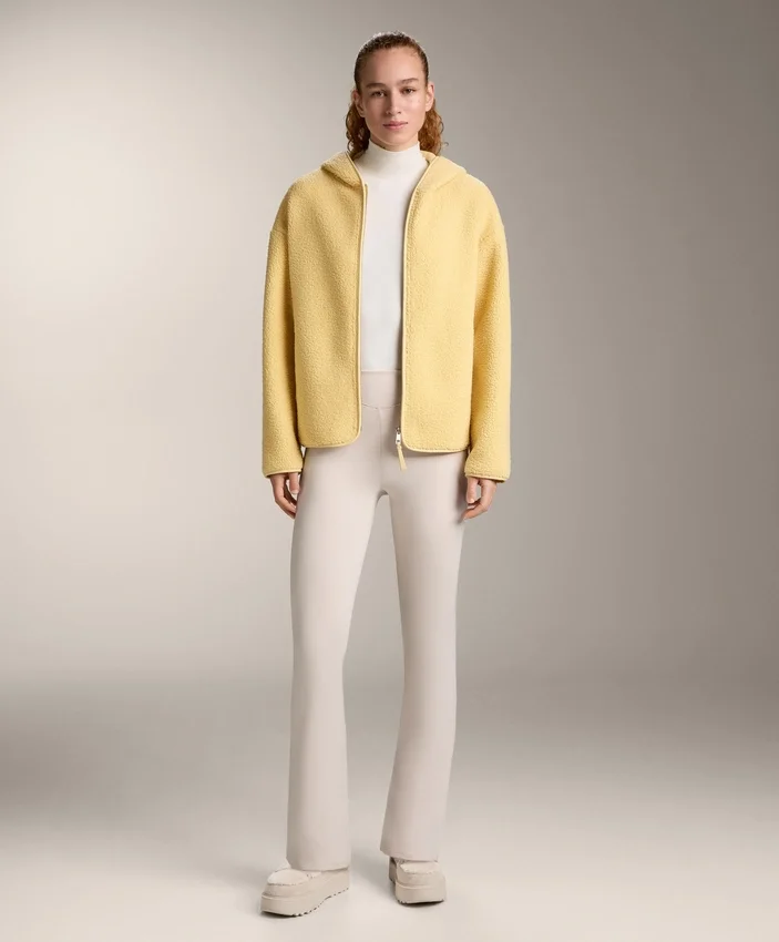 Chaqueta de imitación de piel de oveja con capucha Chaqueta de imitación de piel de oveja con capucha