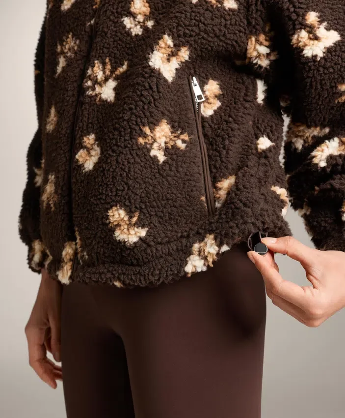Chaqueta de imitación de piel de oveja con estampado floral Chaqueta de imitación de piel de oveja con estampado floral