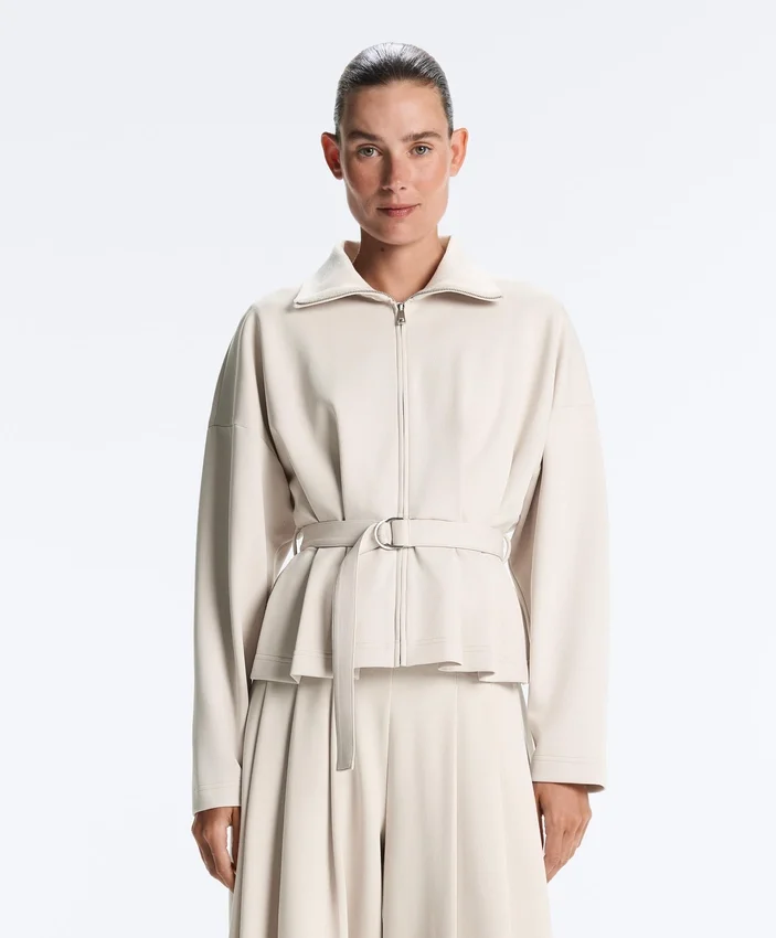 Chaqueta de piqué de algodón con cinturón Chaqueta de piqué de algodón con cinturón