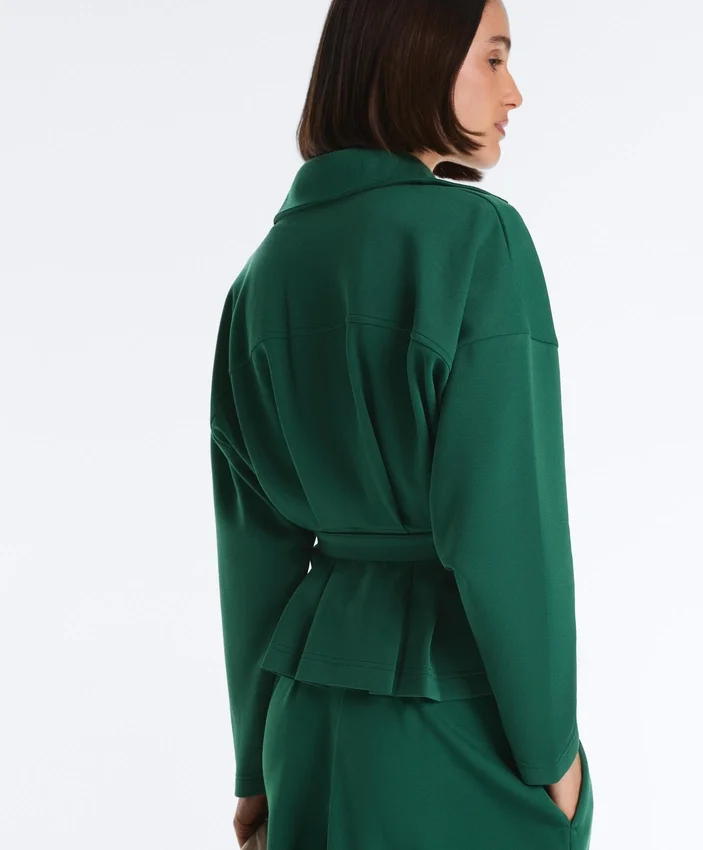 Chaqueta de piqué de algodón con cinturón Chaqueta de piqué de algodón con cinturón