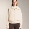 Chaqueta de punto con cuello alto