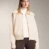 Chaqueta de punto con cuello alto
