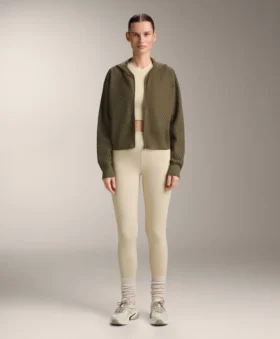 Chaqueta de punto estructurada con capucha