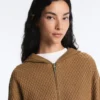 Chaqueta de punto estructurada con capucha Chaqueta de punto estructurada con capucha