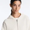Chaqueta de punto estructurada con capucha Chaqueta de punto estructurada con capucha