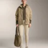 Chaqueta de punto estructurada con capucha