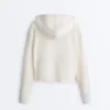 Chaqueta de punto estructurada con capucha Chaqueta de punto estructurada con capucha
