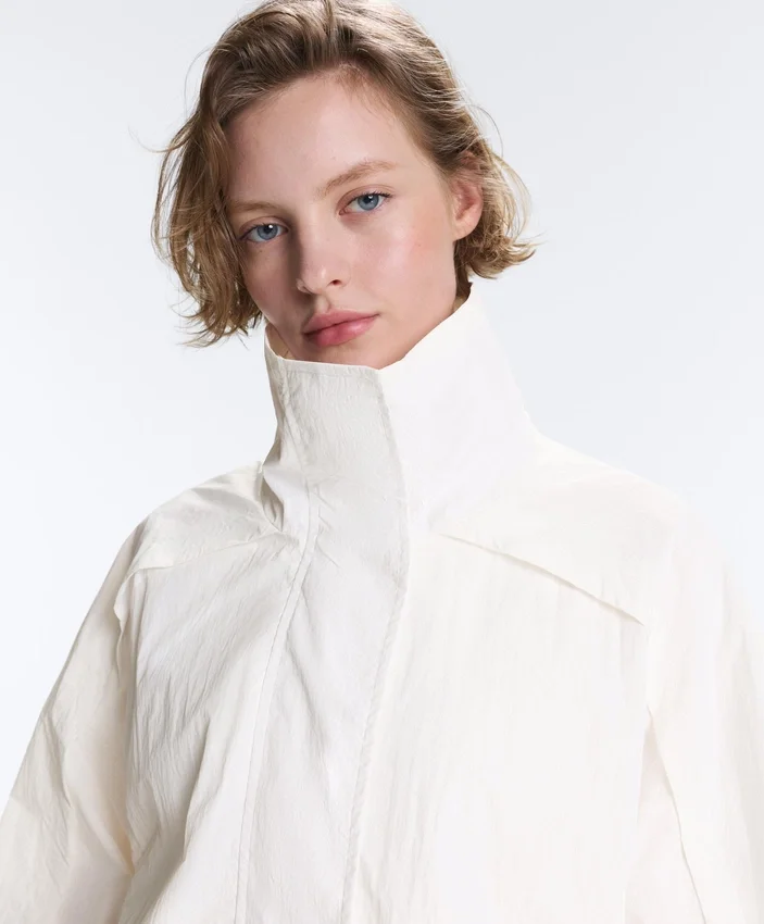 Chaqueta deportiva de cuello alto repelente al agua Chaqueta deportiva de cuello alto repelente al agua