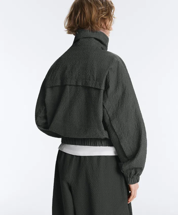 Chaqueta deportiva de nylon a cuadros repelente al agua Chaqueta deportiva de nylon a cuadros repelente al agua