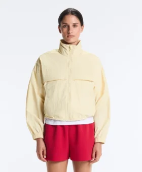 Chaqueta deportiva repelente al agua