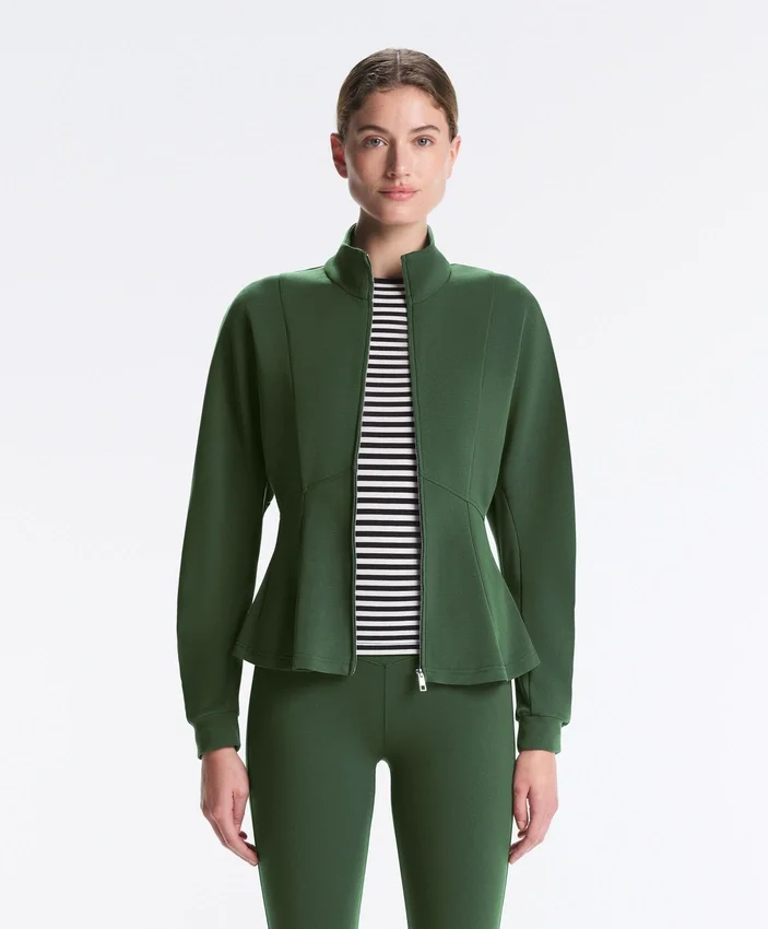 Chaqueta entallada en la cintura con modal Soft Touch Chaqueta entallada en la cintura con modal Soft Touch