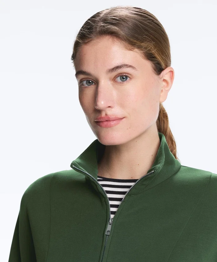 Chaqueta entallada en la cintura con modal Soft Touch Chaqueta entallada en la cintura con modal Soft Touch