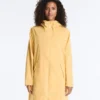 Chaqueta impermeable 10K superligera y compacta Chaqueta impermeable 10K superligera y compacta