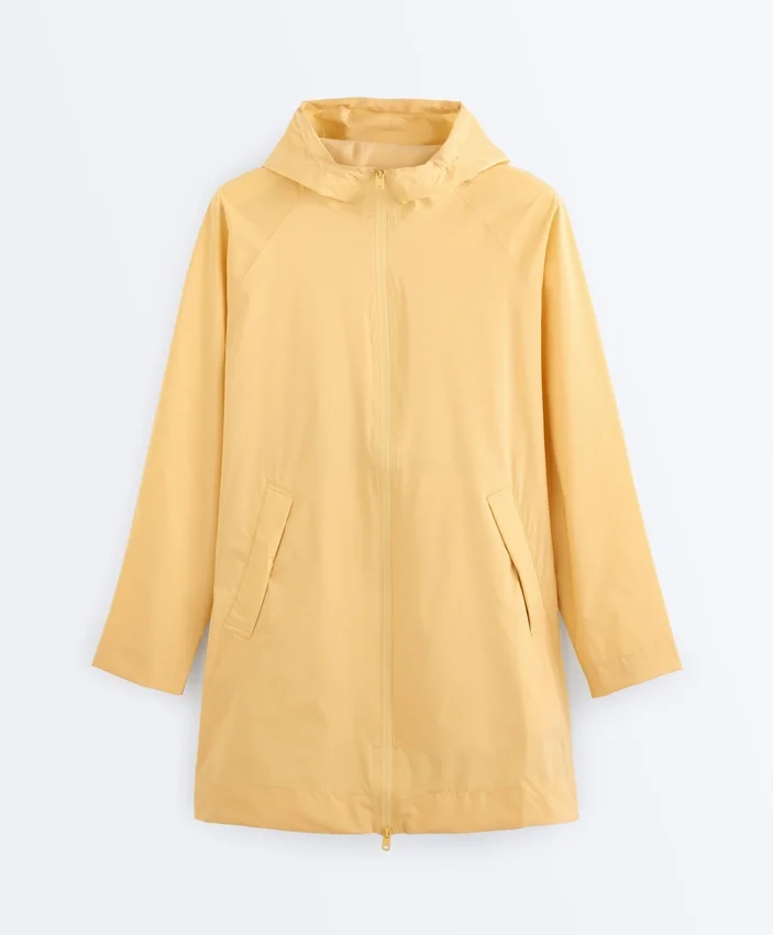 Chaqueta impermeable 10K superligera y compacta Chaqueta impermeable 10K superligera y compacta