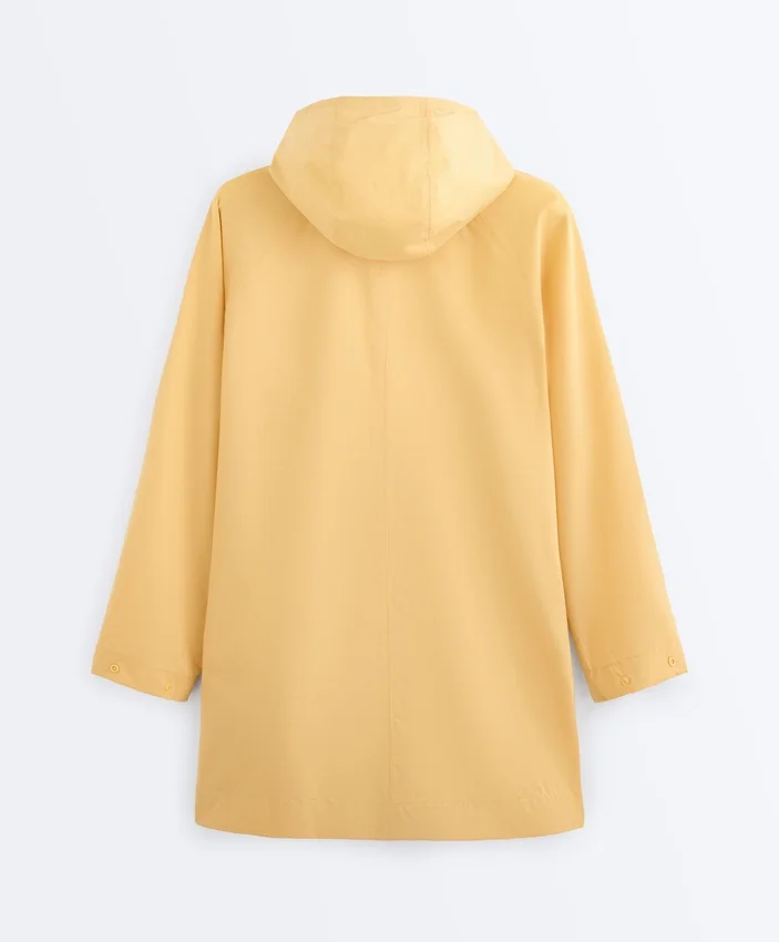 Chaqueta impermeable 10K superligera y compacta Chaqueta impermeable 10K superligera y compacta