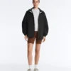 Chaqueta impermeable 10K superligera y compacta Chaqueta impermeable 10K superligera y compacta