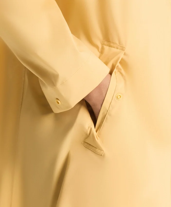 Chaqueta impermeable 10K superligera y compacta Chaqueta impermeable 10K superligera y compacta