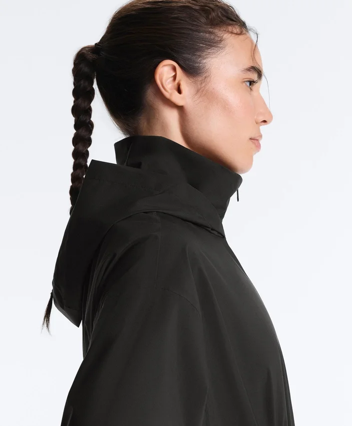 Chaqueta impermeable 10K superligera y compacta Chaqueta impermeable 10K superligera y compacta