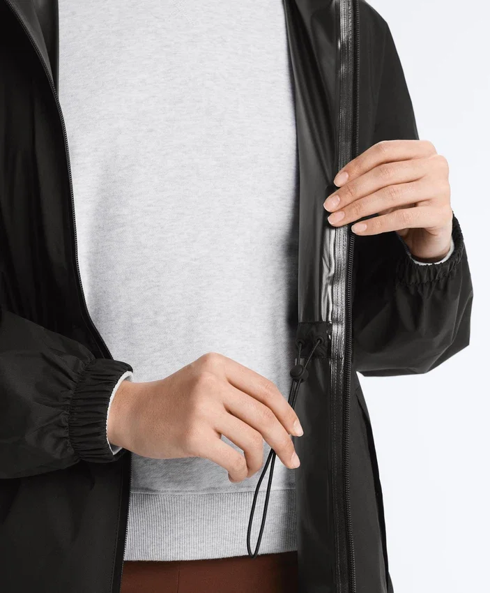 Chaqueta impermeable 10K superligera y compacta Chaqueta impermeable 10K superligera y compacta