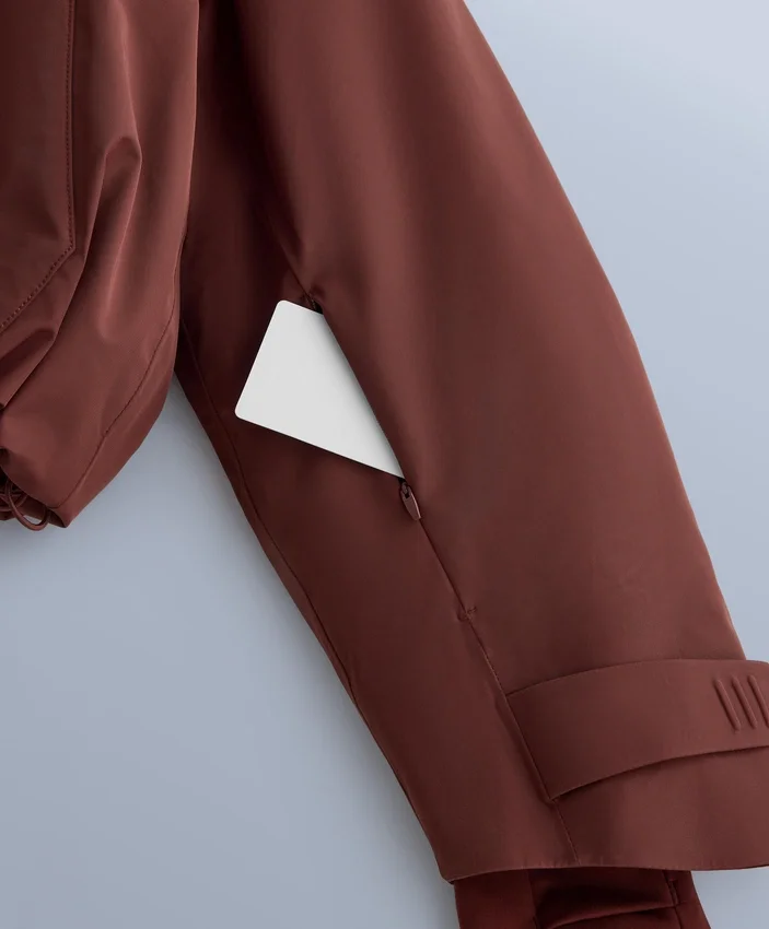 Chaqueta impermeable de esquí Primaloft® Feel the Performance Tm con bolsillos Chaqueta impermeable de esquí Primaloft® Feel the Performance Tm con bolsillos